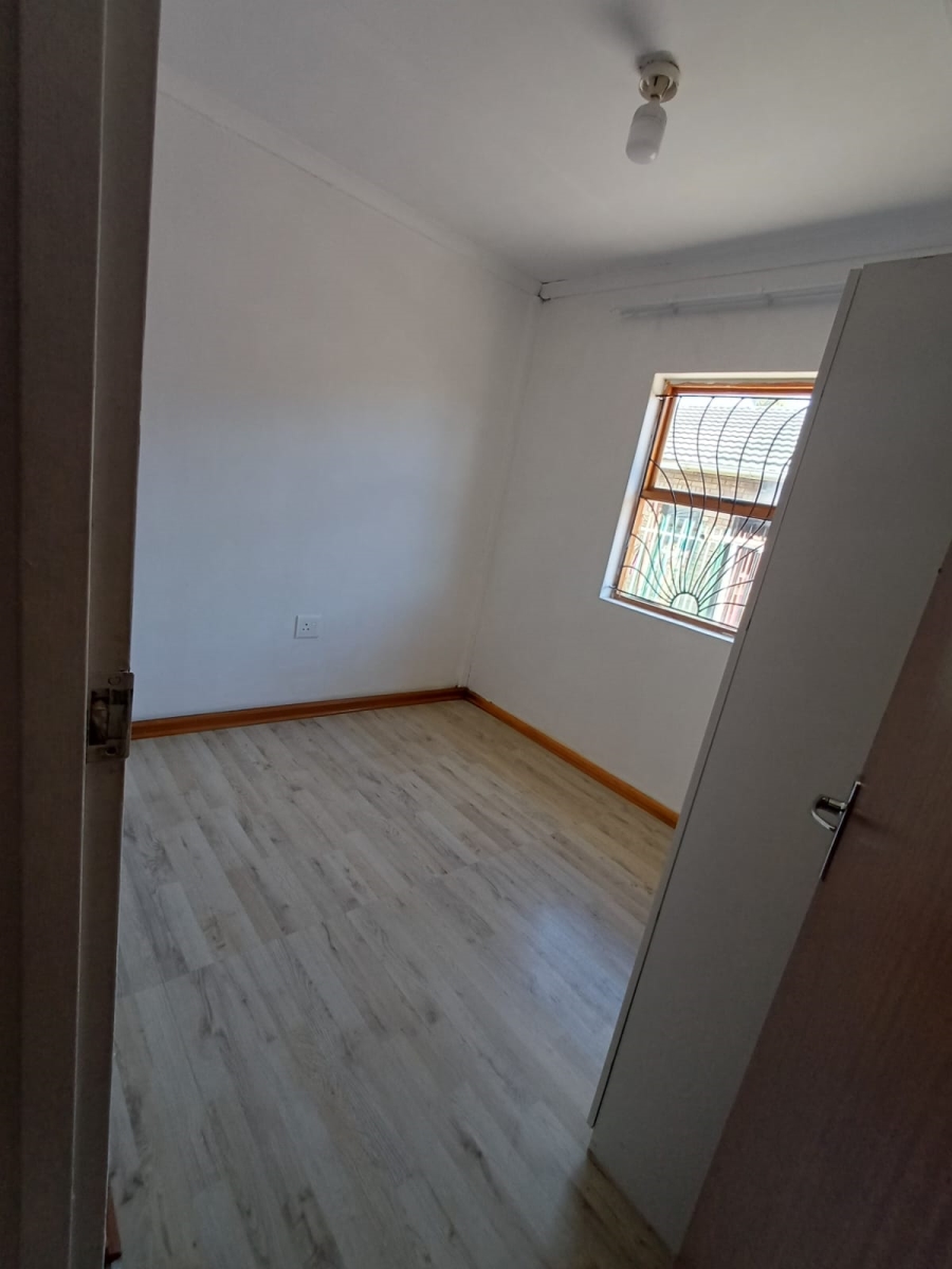 To Let 3 Bedroom Property for Rent in Westbourne Eastern Cape